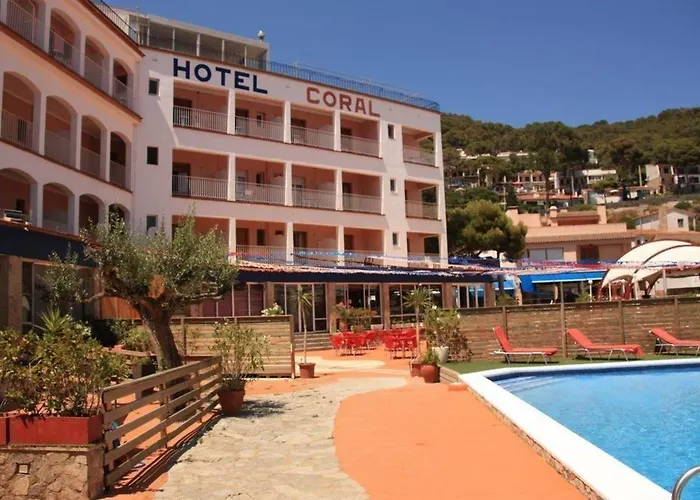 Hotel Coral 2*